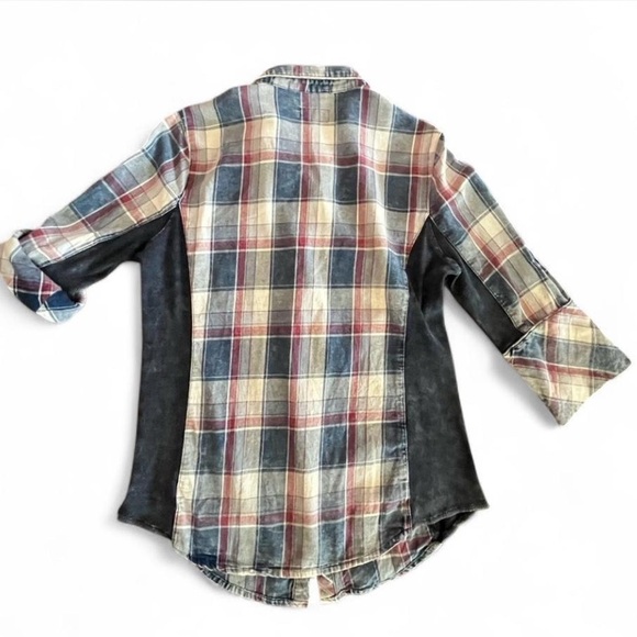 Cavalie Plaid Button-down shirt, L - Picture 3 of 9